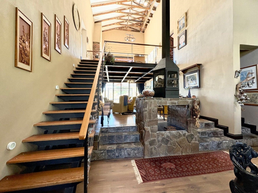 4 Bedroom Property for Sale in Woodland Hills Free State